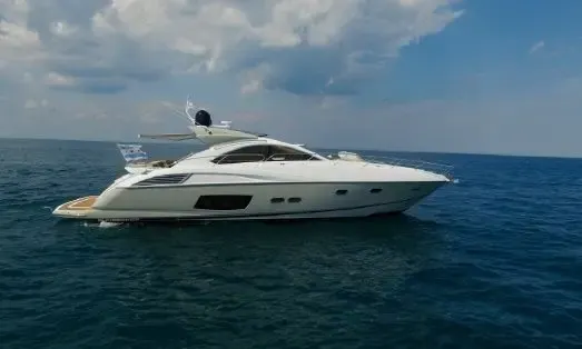 Chicago Luxury Cruise on 64ft Sunseeker Motor Yacht for 12 Guests