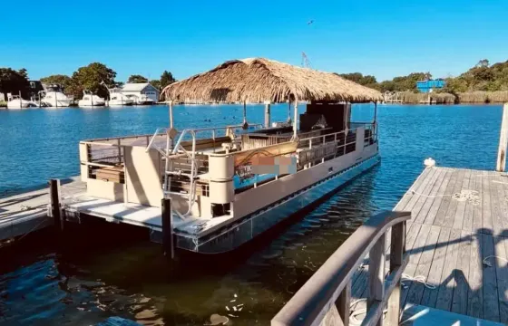 Tiki Boat Booze Cruise Tour in Port Jefferson, New York