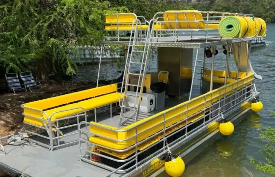 King Kong is our 29ft Party Barge is ready for you and your 24 friends!