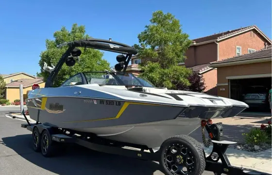 2019 Malibu MXZ24 Supercharged wake boat in Glenbrook