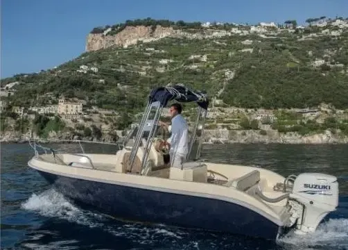 No license 22ft Motor boat for rent from Amalfi