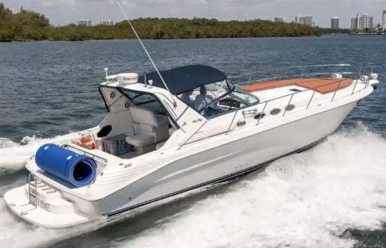 Cruise Miami in Luxury Aboard Our 45ft Azimut!