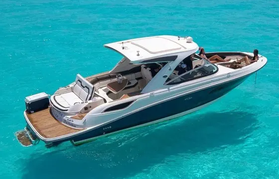 2018 Brand new Sea Ray SLX 35’ Cancun-Isla Mujeres. Premium drinks and food!!