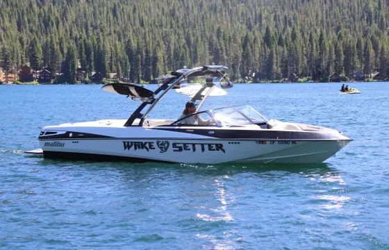 Luxury Malibu Wakesetter 247 Bowrider for Donner Lake or Lake Tahoe