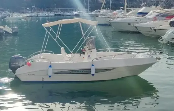Powerboat Blumax 012 For Rent In Castellammare del Golfo Sicilia