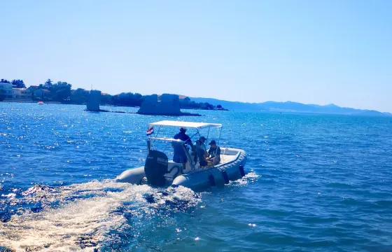 20' Ranger Prestige for 10 people in Sukošan, Zadar