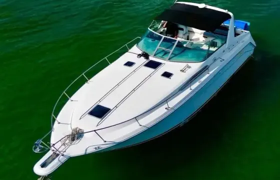 Enjoy 38ft Moe Rumba Boat in Miami!