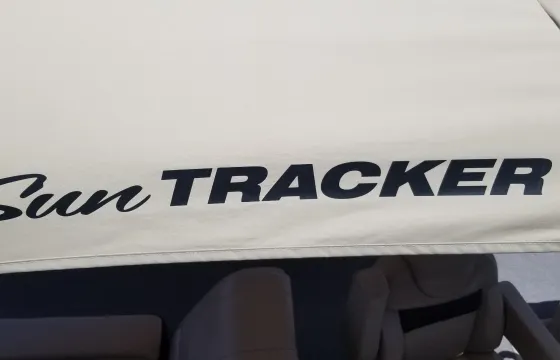 Charter this SunTracker 22DLX Pontoon for Up to 10 People in Hollywood, Florida
