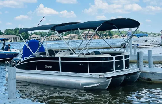 Lake Conroe Captained Tritoon!