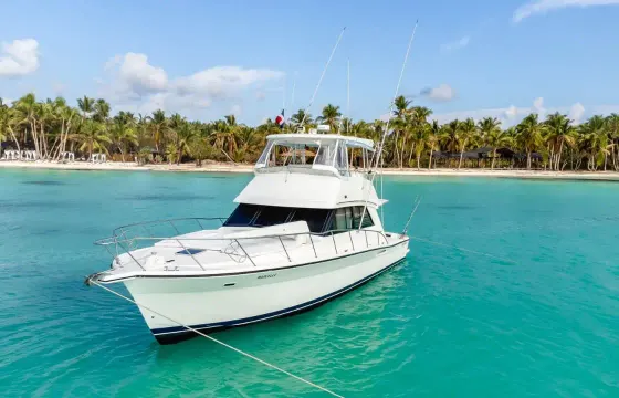 Riviera Flybridge Yacht