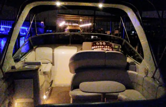 35' Cabin Cruiser Charter - 4 Hour Minimum on Weekends