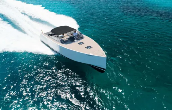 Sleek 40ft VanDutch Voyage Motor Yacht in Eivissa