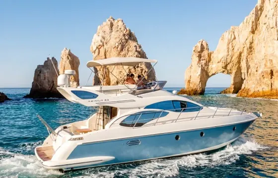 Luxury Yacht Experience with Premium Service aboard 47ft Azimut