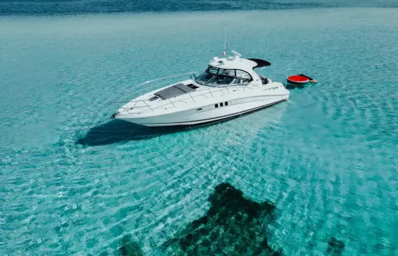 Luxury Sea Ray 40ft Yacht Charter in Cozumel