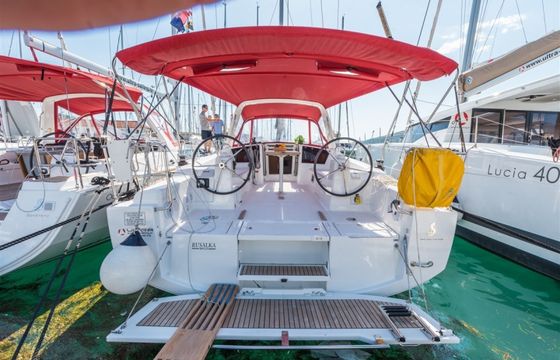 Bénéteau Oceanis 38