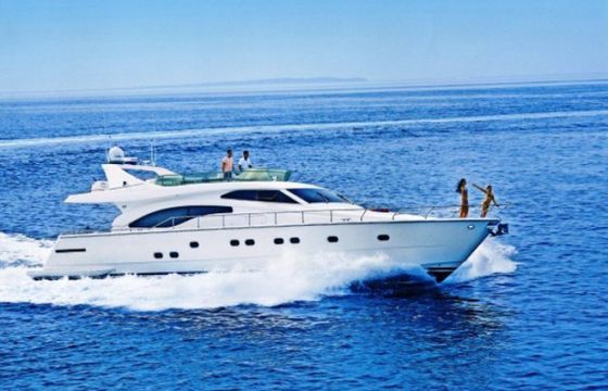 Ferretti Yacht