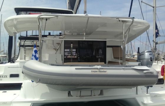 Lagoon 42
