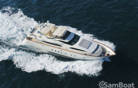 Azimut 30.4