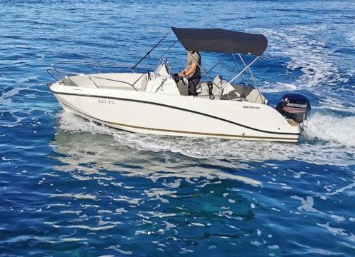 Quicksilver Activ 555 Open