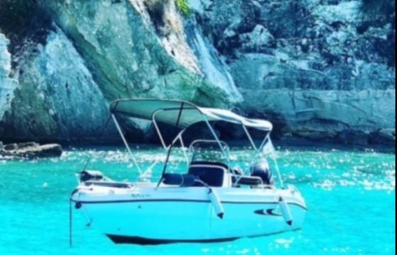 Karel Boat F30ELPT