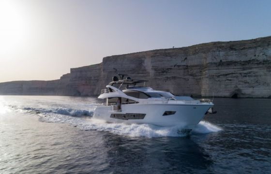 Sunseeker Yacht 86