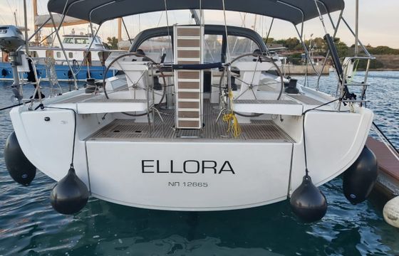 Hanse 548