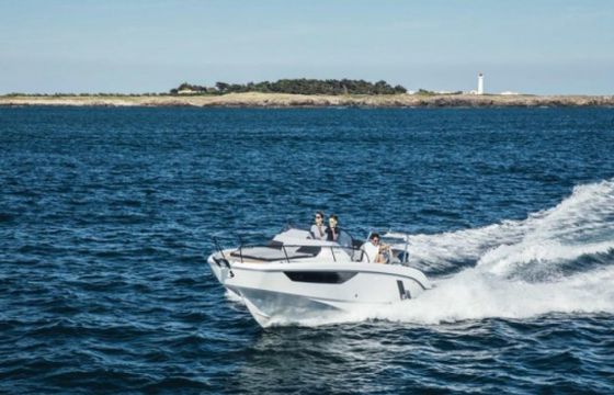 Bénéteau Flyer 8 SUNdeck