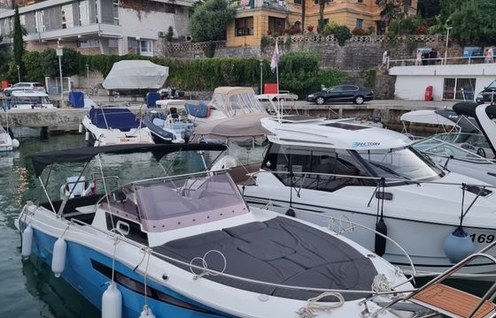 Atlantic 730 Sun Cruiser