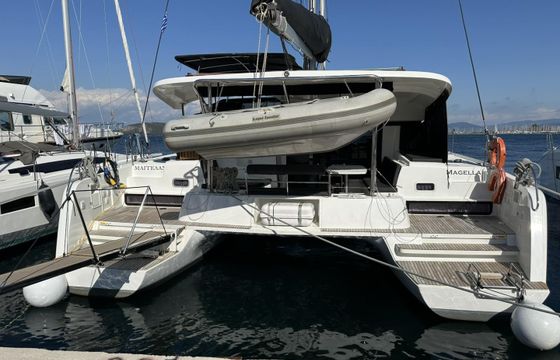 Lagoon 42