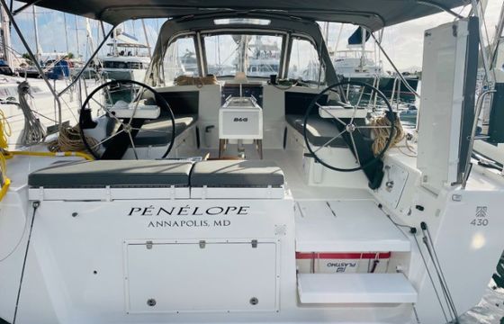 Dufour 430