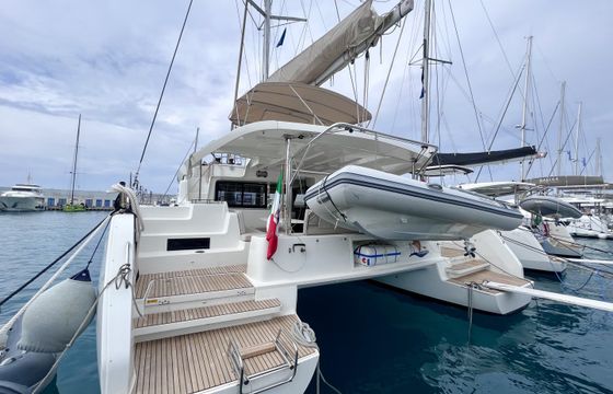 Lagoon 46