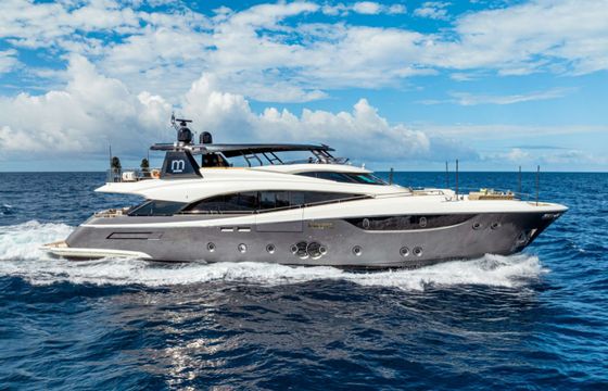 MonteCarloYachts CIELO NERO