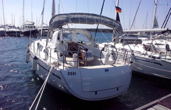 Bavaria Cruiser 37