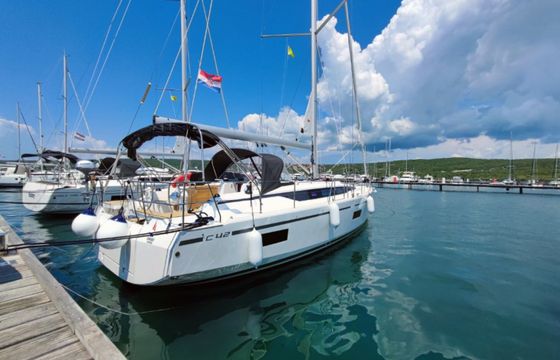 Bavaria C42