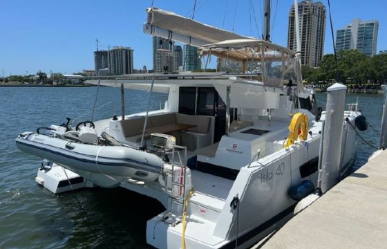 Fountaine Pajot Isla 40