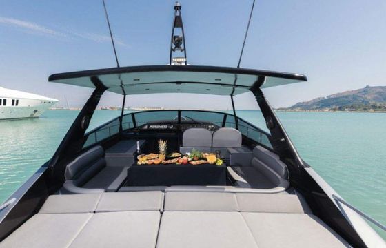 Pershing 40