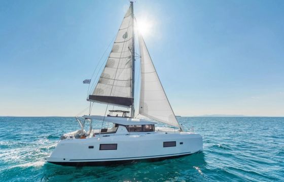 Lagoon 42
