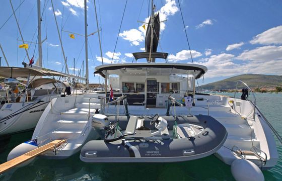 Lagoon 450 F