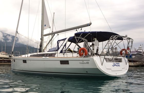 Bénéteau Oceanis 48