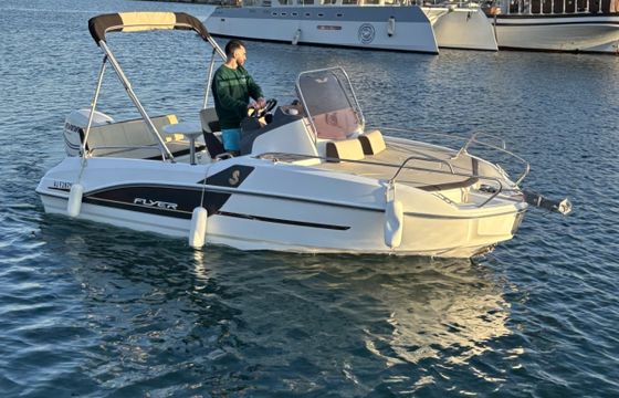 Bénéteau Flyer 500 Sun Deck