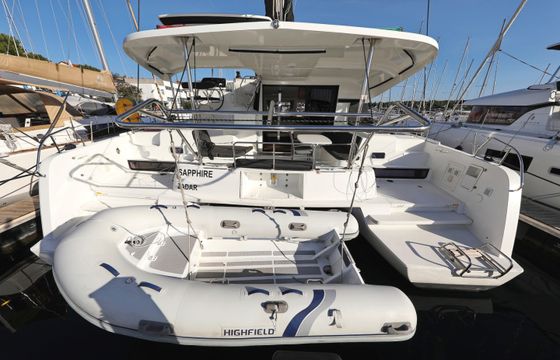 Lagoon 42