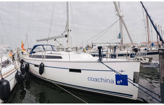 Bavaria Cruiser 37