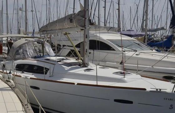 Bénéteau Oceanis 43