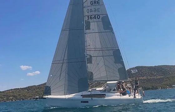 Bénéteau First 36