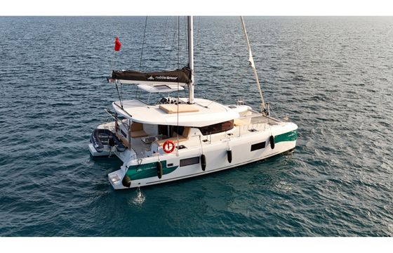 Lagoon 42