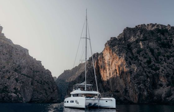 Lagoon 55