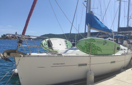 Bénéteau Oceanis 373