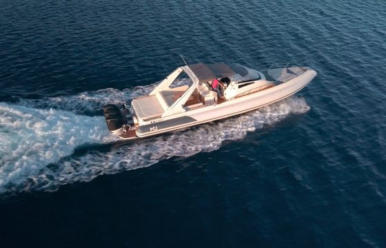 Nuova Jolly Prince 43 Luxury Cabin