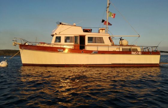 Grand Banks 43
