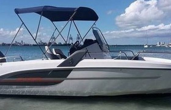 Bénéteau FLYER 6.6 SPACEDECK 175 cv